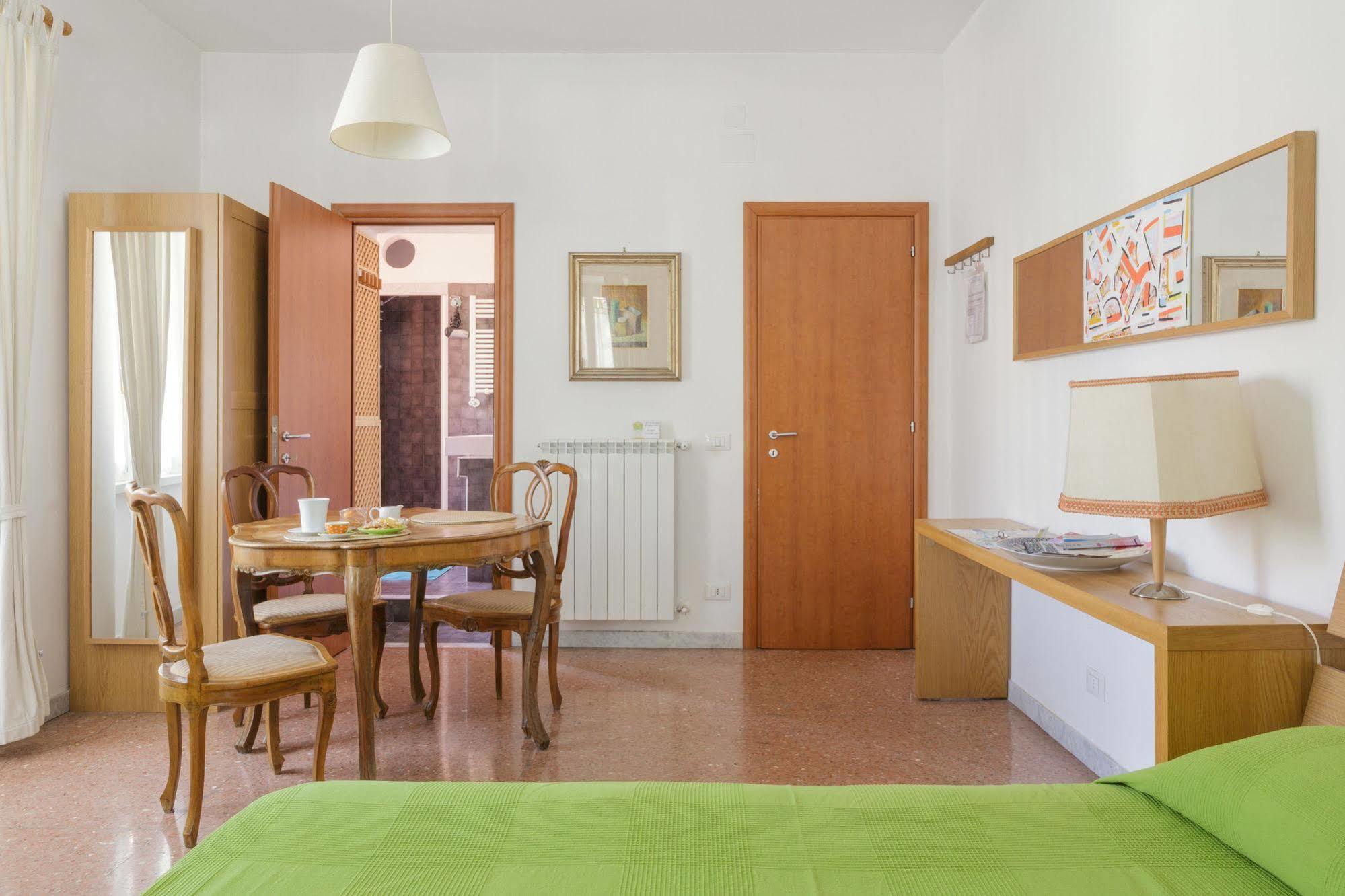 רומא Domus Manlii B&B מראה חיצוני תמונה